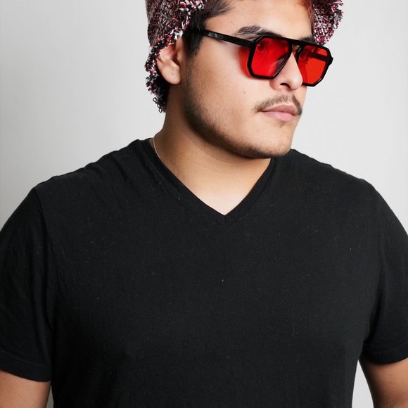 Red Tweed Bucket Hat, Raw Edge - Picture 4 of 6